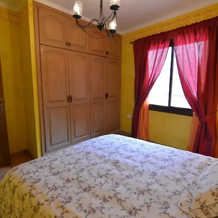 Апартаменты Tenerife Vulcano 4 *